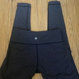 LuluLemon Athletica Size 4 Legging